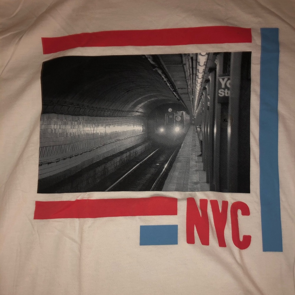 Men’s Aeropostale T-shirt